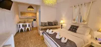 Cycladic Pleasure Houses by the Sea Hotels in Perissa