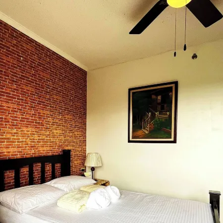 Cozy 1 Br Unit Condo Near Wright Park, Wifi and Parking
