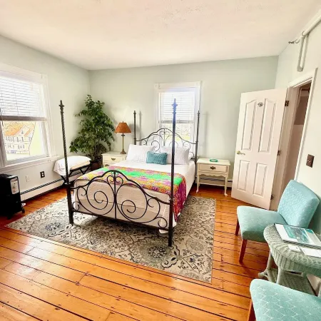 The Glen Cove Hotel & Restaurant