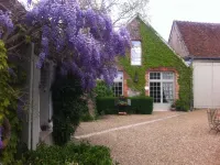 Le Manoir de Maucartier Hotels in Monnaie