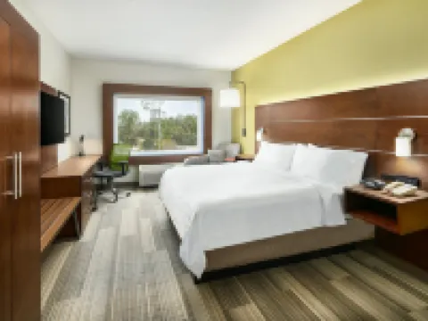 Holiday Inn Express & Suites PALATKA NORTHWEST by IHG Hotels in Palatka