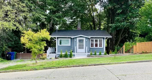 Phinneywood Hideaway - Zoo Meets Lake