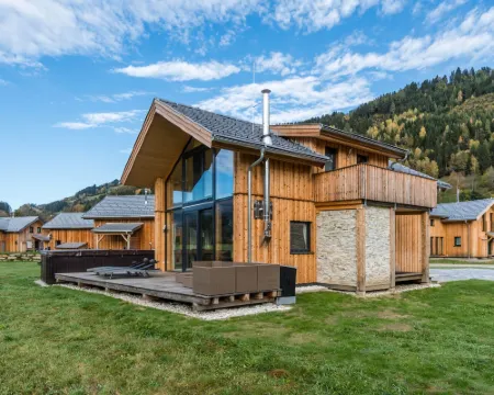 Premium Chalet with Whirlpool Hotels in Murau