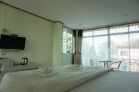 Honey Hotel Chiang Saen Hotels in Chiang Saen