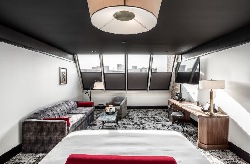 Bottleworks Hotel photo 2