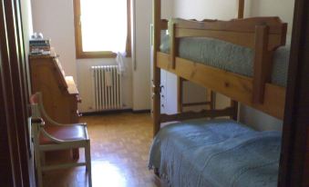 6Guests-Skiing-Mountainviews-Fireplace-Freeparking