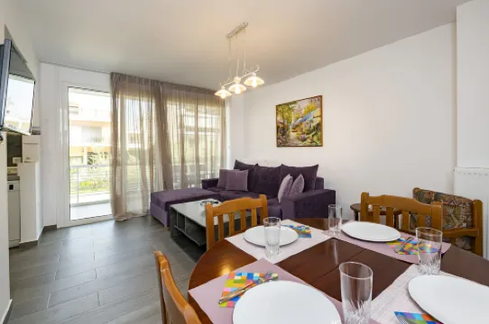 Beautiful Flat in Superb Location