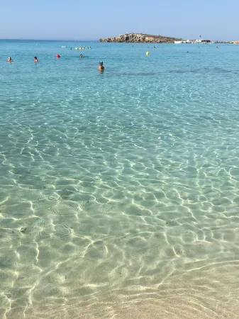 Narcissos Nissi Beach Apartment C16 Отели рядом с достопримечательностью «Ayia Napa Square»