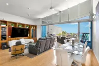 아주르 시 휘트선데이 리조트