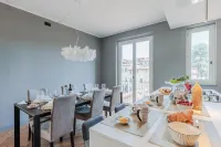 Casa Grey Contemporary Penthouse - Lejligheder