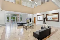 South River Suites