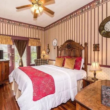 Old Powder House Inn