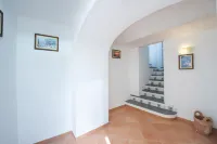 Casa Cimino B - A Romantic Retreat Among the Stairs of Praiano Hotels in Praiano