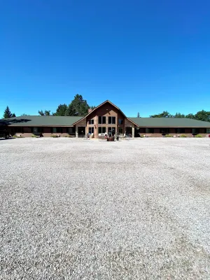 Boulder Bear Motor Lodge