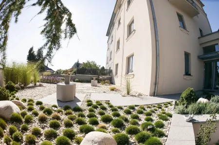 Villa na Vinici Отели рядом с достопримечательностью «Vltava Beach»