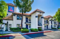 Studio 6 Phoenix, AZ - Deer Valley Hotels in Phoenix