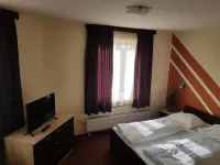City Hotel Agoston Hotels in Pecs
