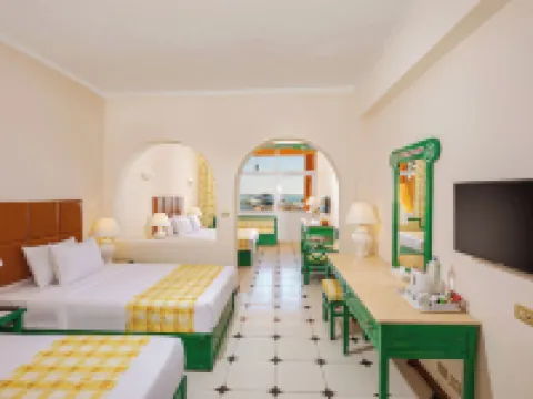 ギフトゥンアジュールリゾート - 全室オールインクルーシブ フルガダのホテル