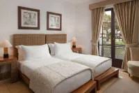 Pine Cliffs Village Hotels in Olhos de Agua