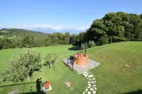 Baita Tersilia Near Lake And Mountain