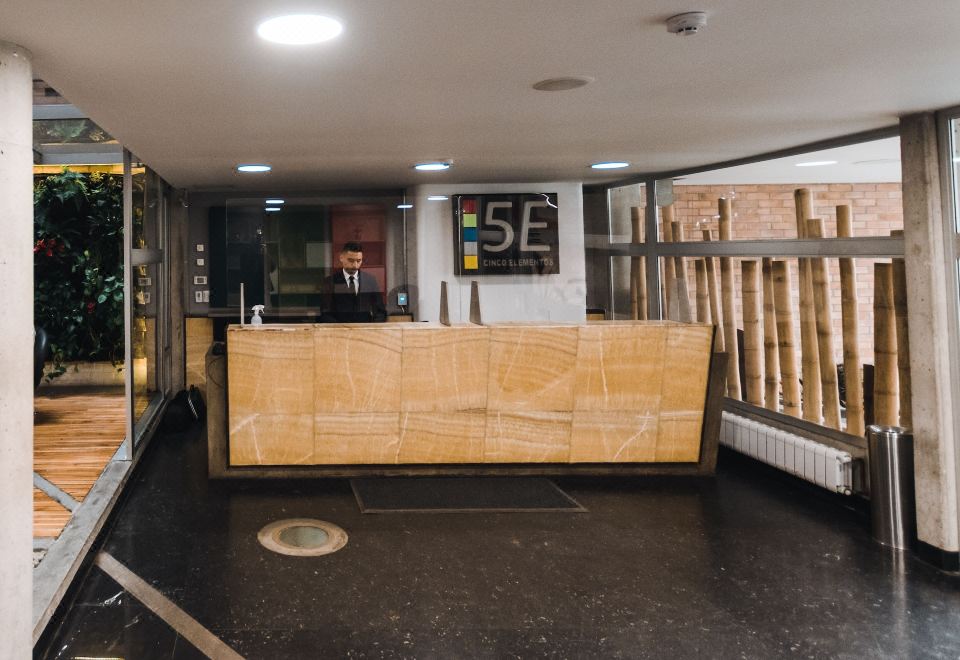 호텔 5 엘레멘토스 코르페리아스 바이 HBP 객실