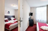 All Suites Hotel Le Teich Hotels in Mios