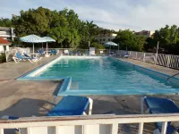 Hipstrip Beach Studio - piscina
