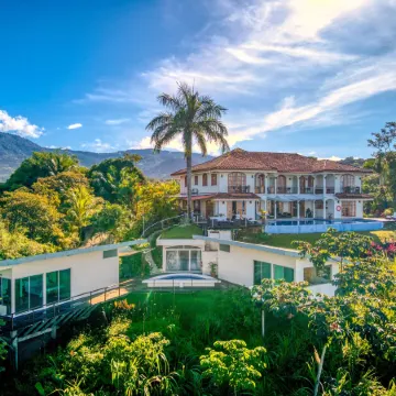 El Castillo Luxury Boutique Hotel-