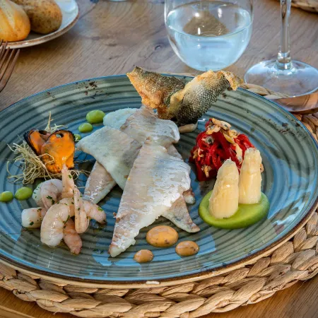 Cabogata Beach Hotel