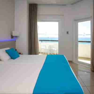 Les Palmiers Beach Boutique Hotel & Luxury Apartments Rooms