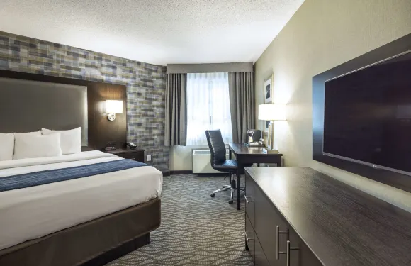 舒適酒店-蒙特婁機場