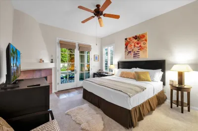 Luxurious Ground Floor Villa with Charming Legacy Hoteles en La Quinta