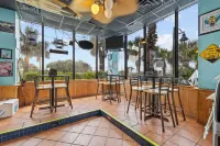 Ocean View and Resort Amenities - Idyllic Coastal Escape