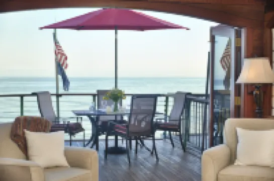 Ocean View and Beach Access - Charming Sailing Vessel Retreat