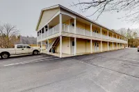 Inviting condo with high-speed WiFi and shared indoor pool - two miles to beach