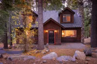 Spacious Deck and Cozy Living Area - Charming Mountain Retreat