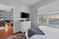 Lodge Home + HotTub, Pool-Theater-Clubhouse Access