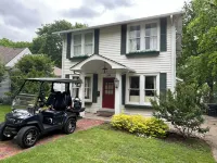 Colonial on College-Historic 3 Beds and Sofa Bed, Skeeball, Golfcart-Extra