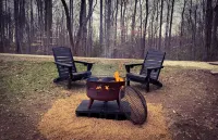 Couples Spa and Luxurious Shower - Cozy Kentucky Retreat فنادق في Menifee County