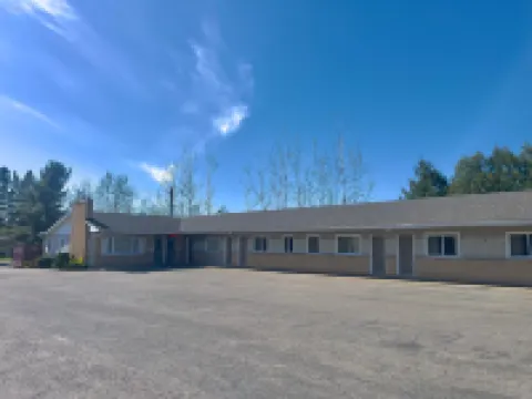 亞當斯汽車旅館