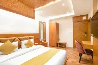 Hathili Hotel and Restaurant فنادق في أوجاين