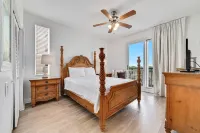Beach Colony West 4D - balcony