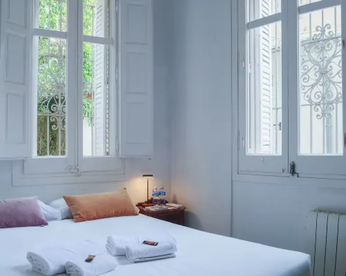 โรงแรม Verdi 254 โรงแรมใกล้ปาร์ค กูเอล