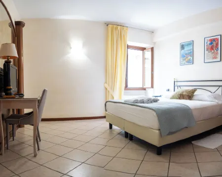 Hotel Ligure クーネオのホテル