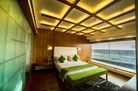 The Gold Beach Resort - parking