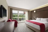 Ramada Encore by Wyndham Izmir - balcony