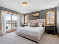 Maple Lake Chalet Hotels in Wright County