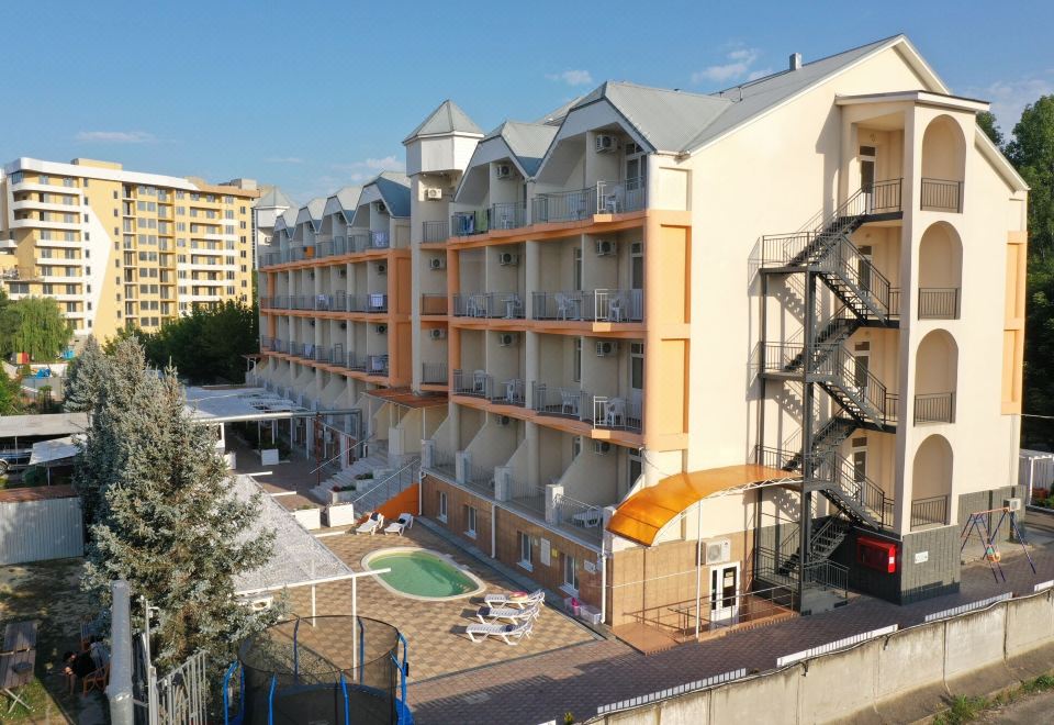hotel overview picture