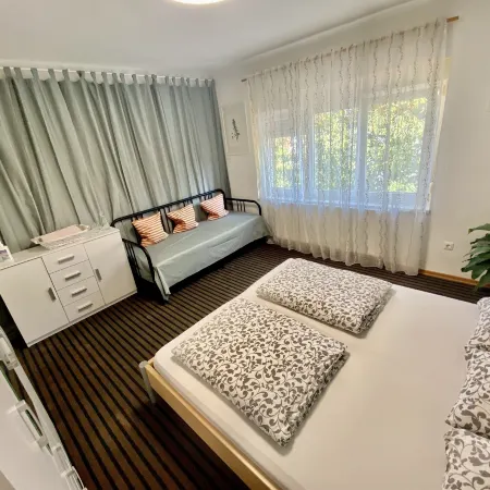 Family Guesthouse GreenSLO