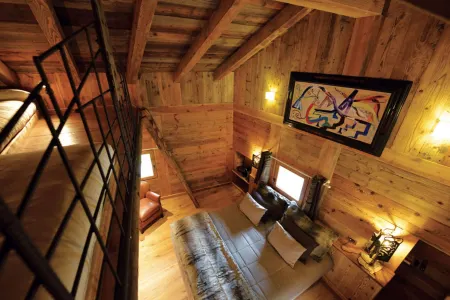 La Maison de Dolphe Chalet de Charme & Art Gallery Отели в г. Antagnod